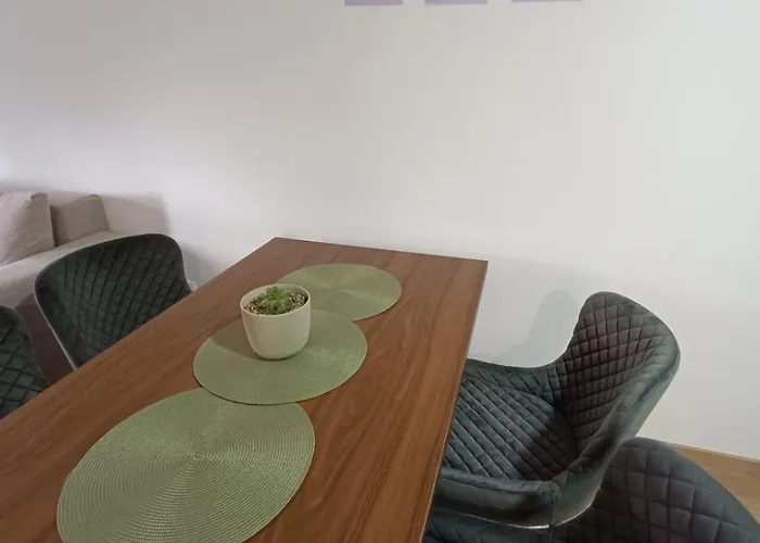 Luksuzni Ema 2 公寓 *